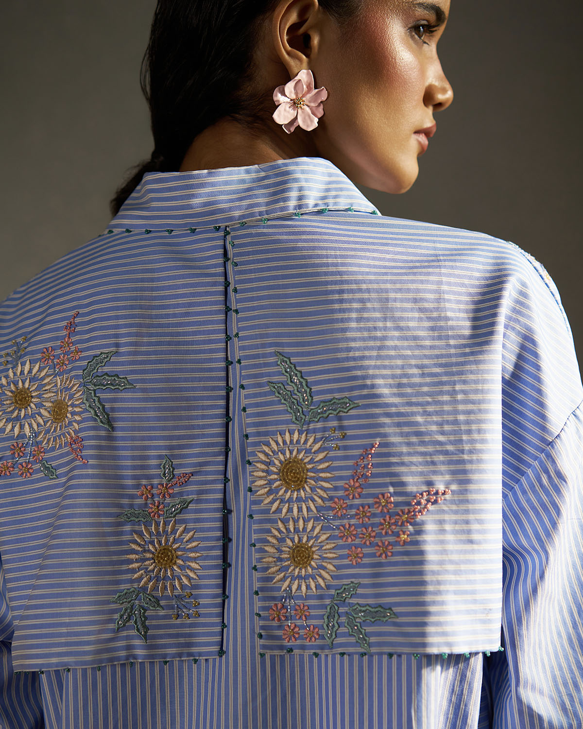 Iman back-half-flap oversized embroidered shirt