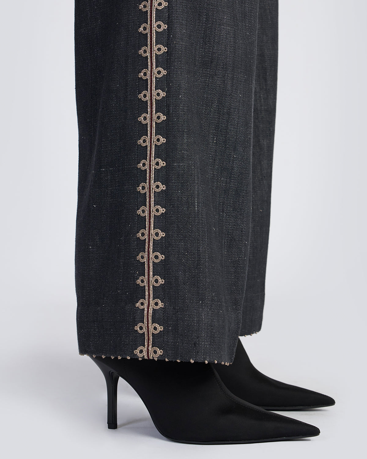 Zar Couching Handwoven Denim Pant