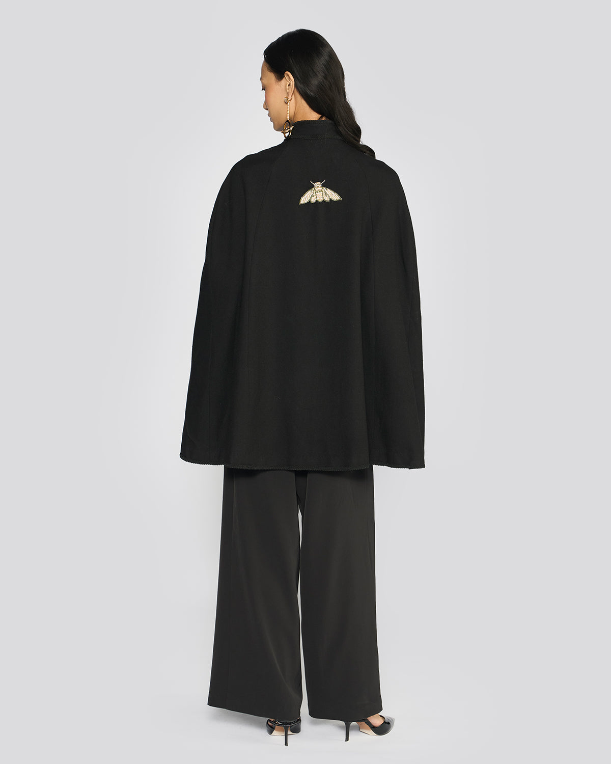 Elizabeth Zardozi Cape