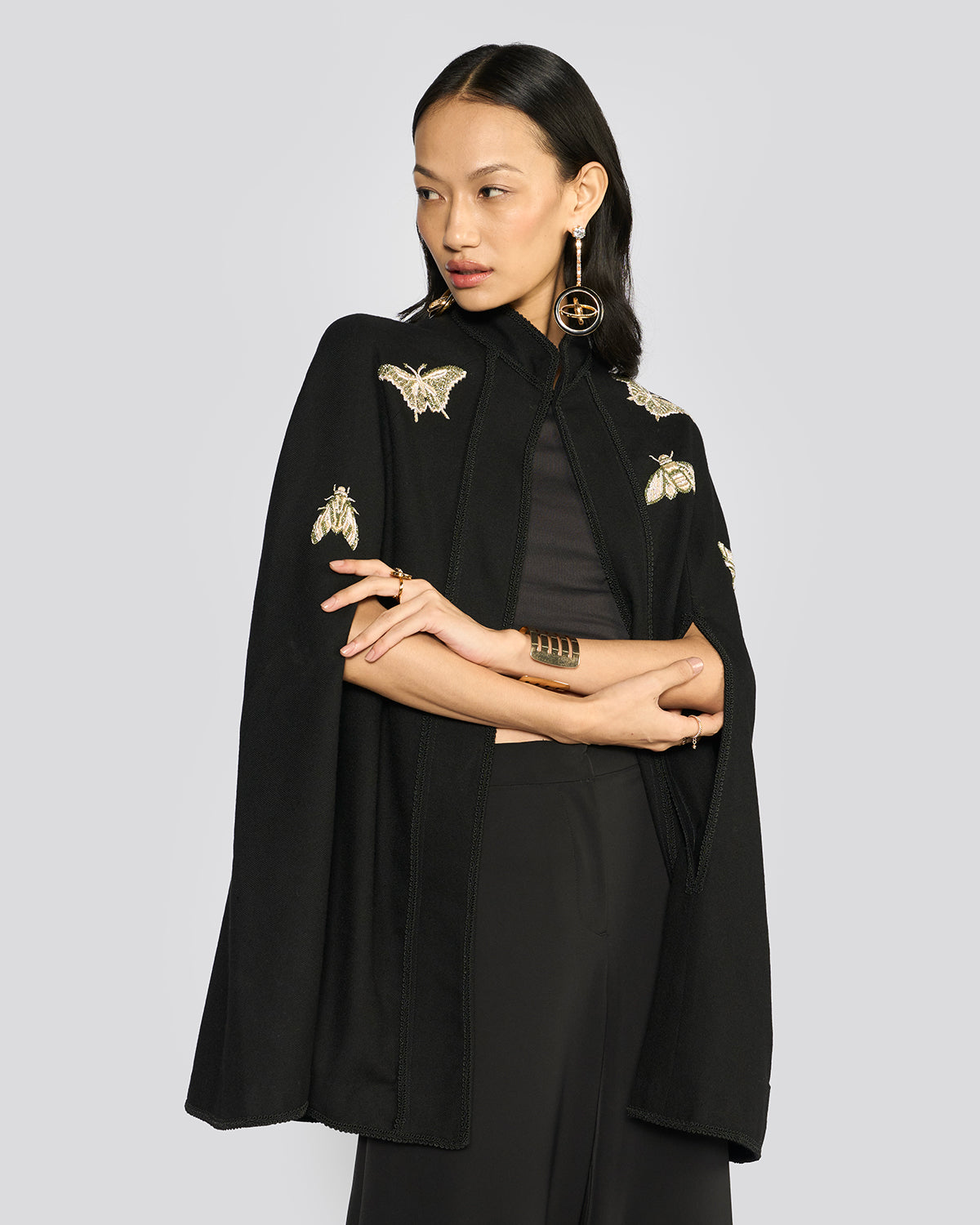 Elizabeth Zardozi Cape