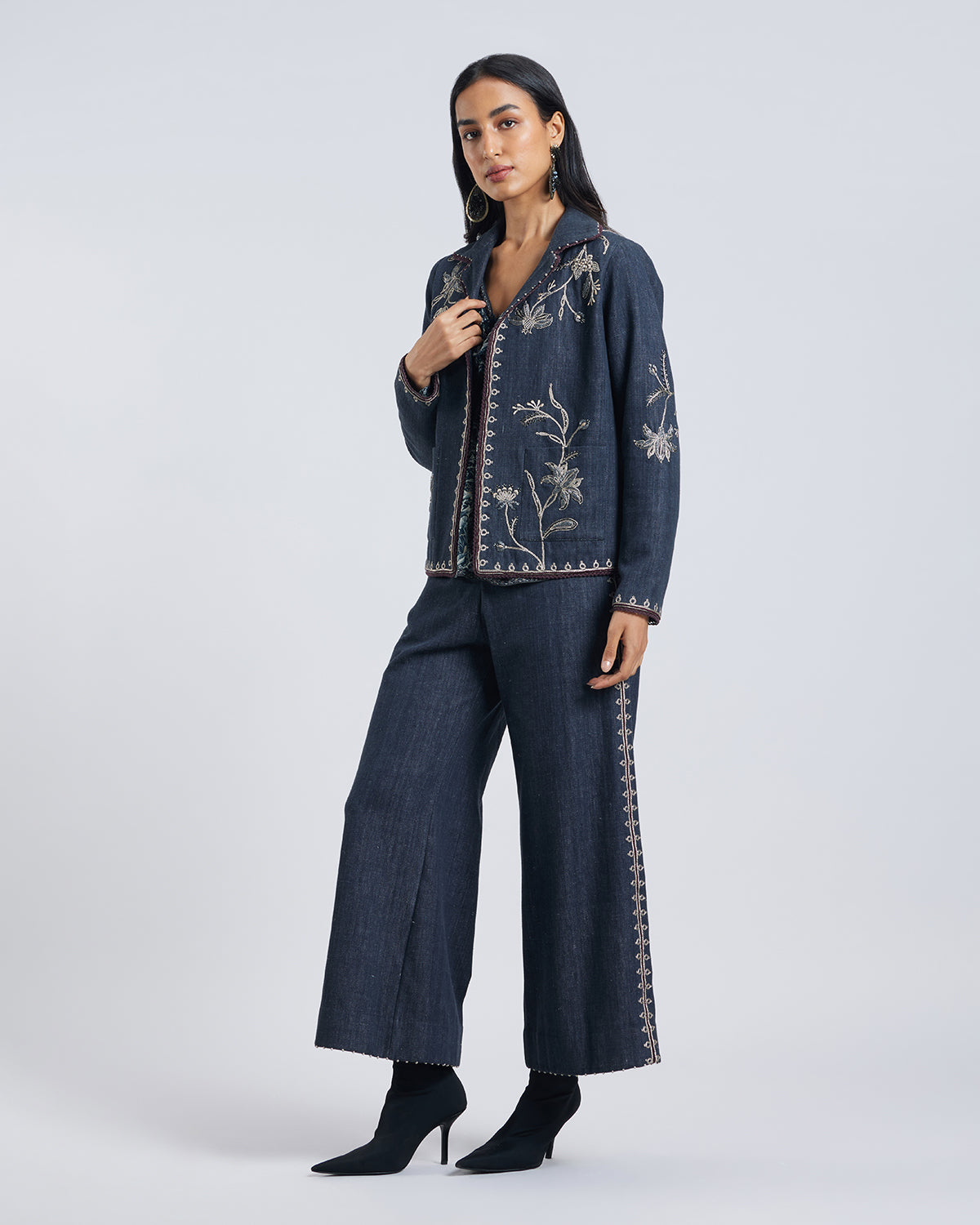 Floral Zardozi Embroidered Jacket