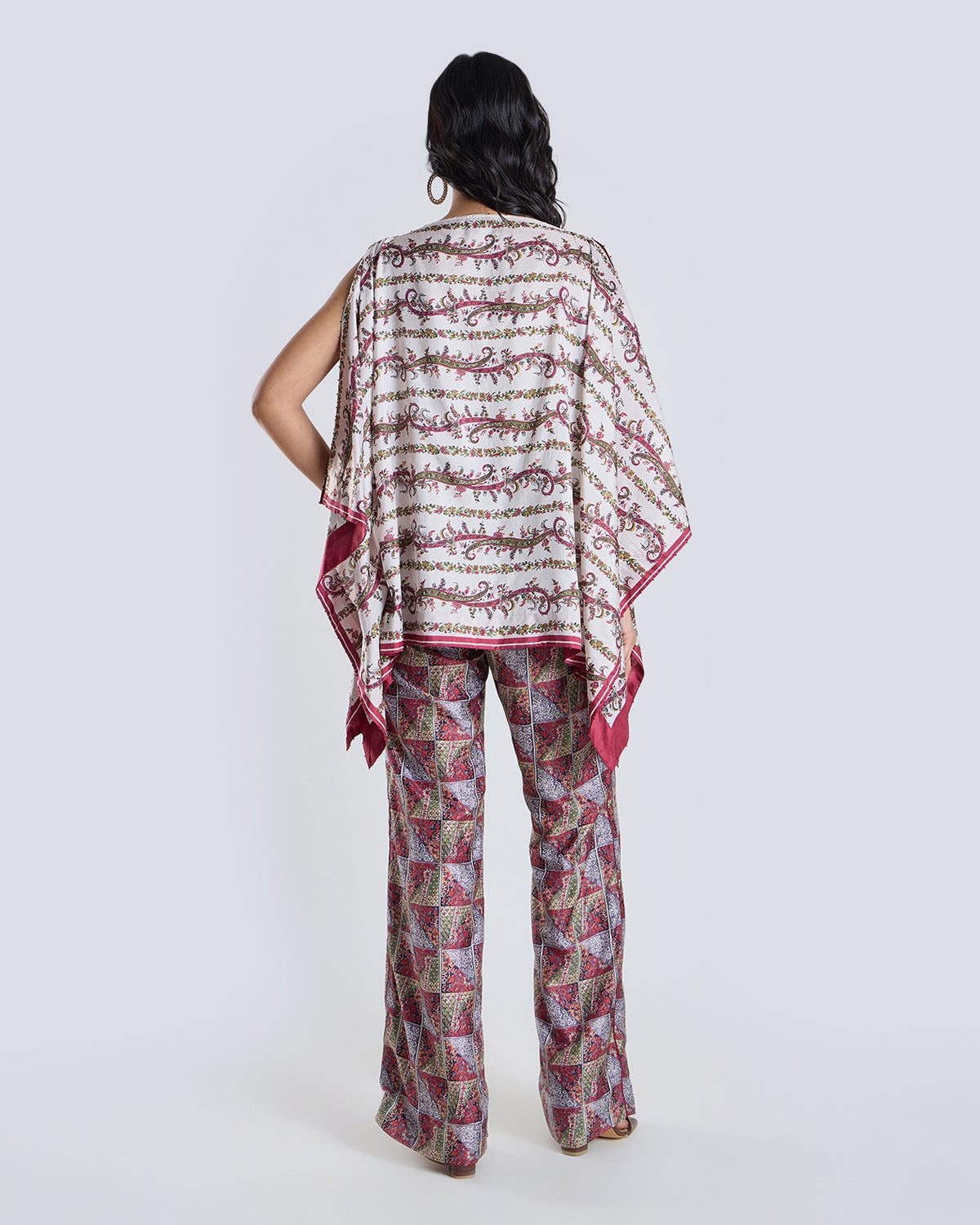 Oona reversible