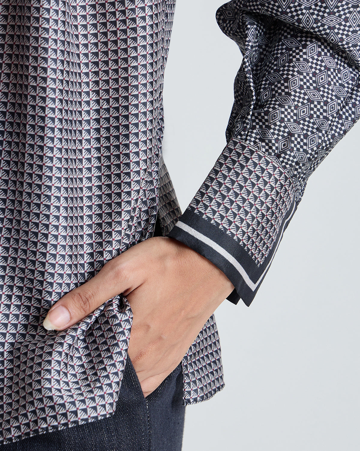 Elyssia Geometric Print Blouse