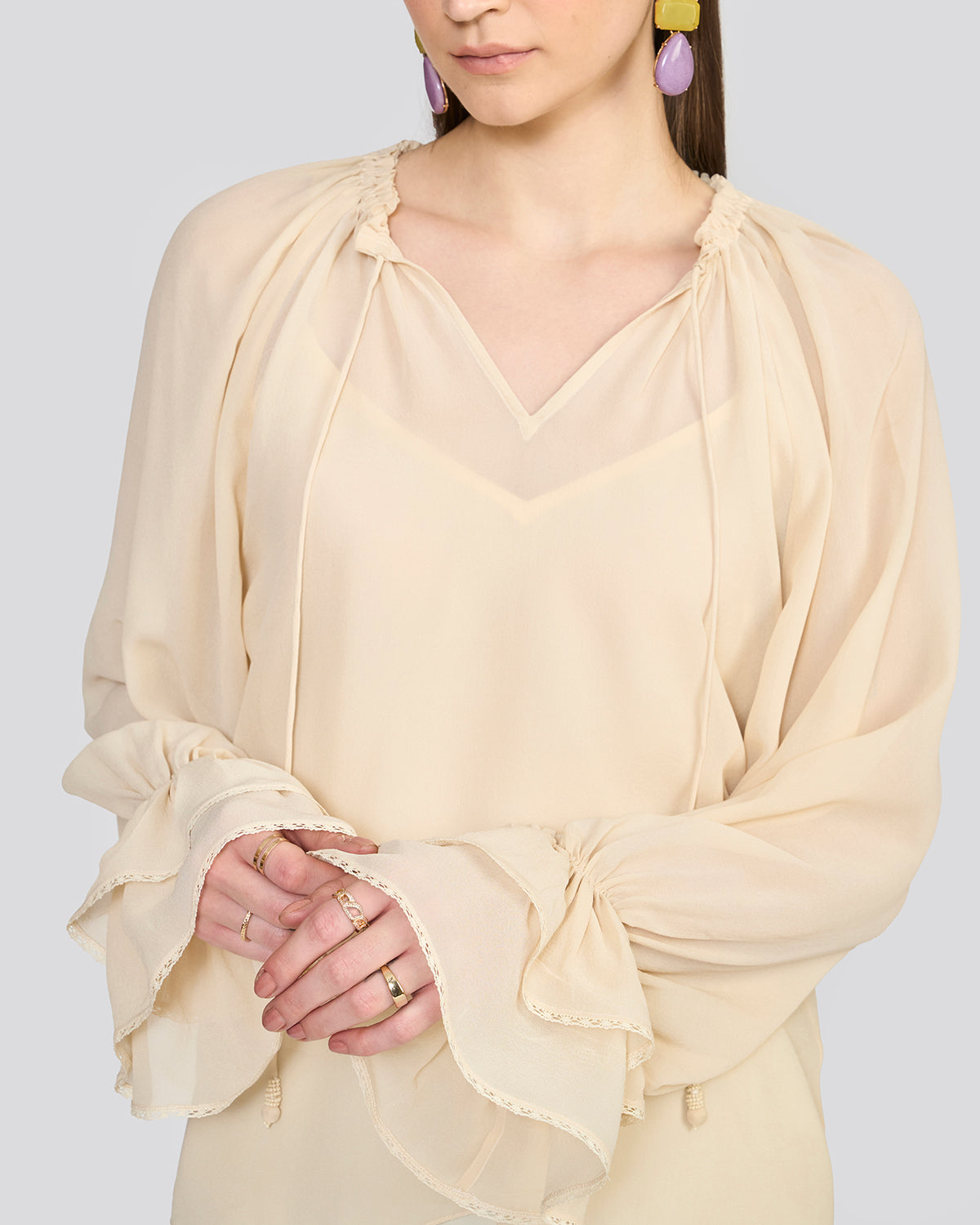 Chelsea Ivory Solid Top