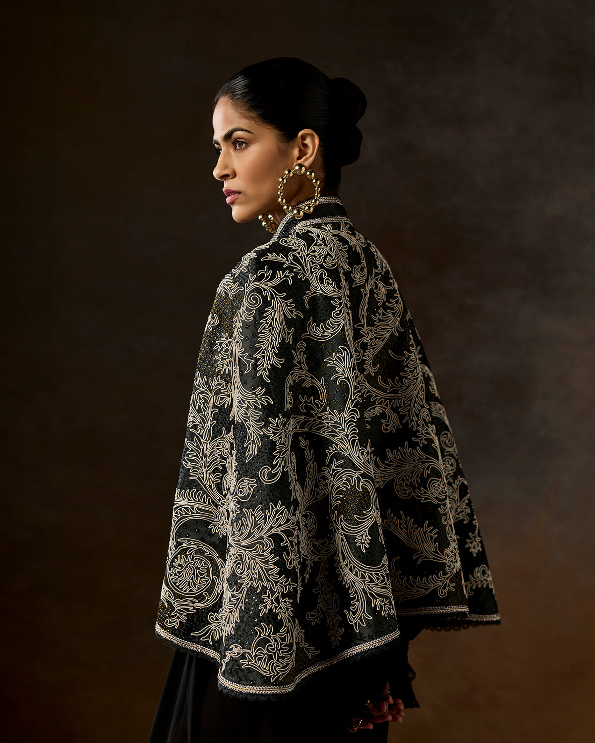 Amori Dori  Embroidered Cape